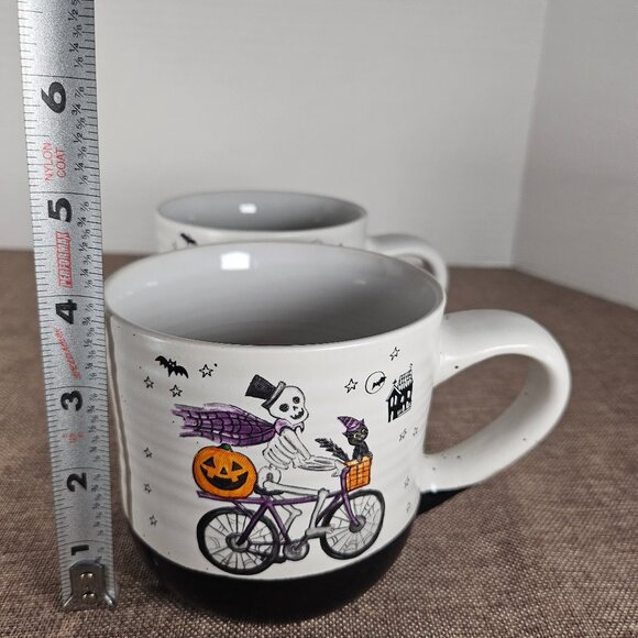 Two Ceramic Skeletons On Motor Scooter Bikes 18 Inch Mugs Cobwebs And Cauldrons - Picture 8 of 9